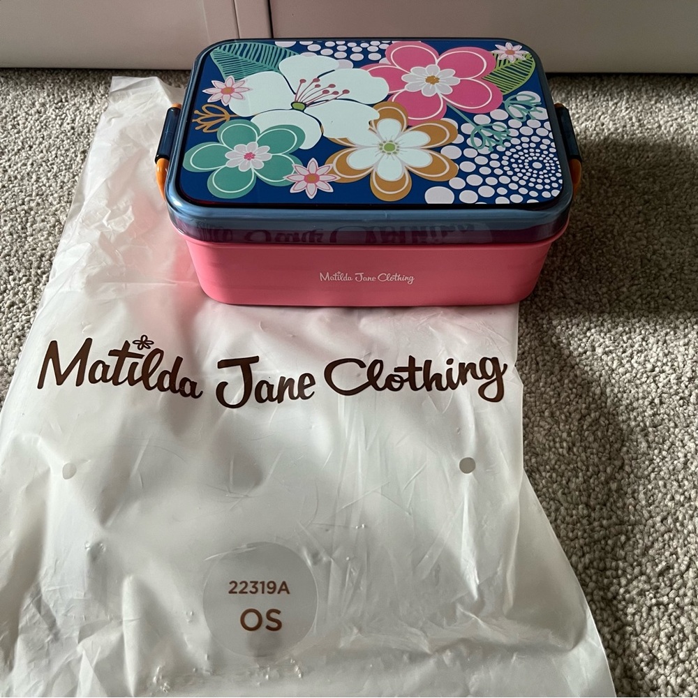 Matilda Jane Freesia sandwich box